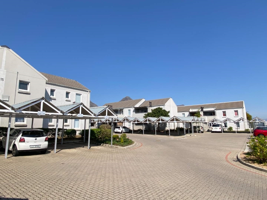 2 Bedroom Property for Sale in Klein Drakenstein Western Cape